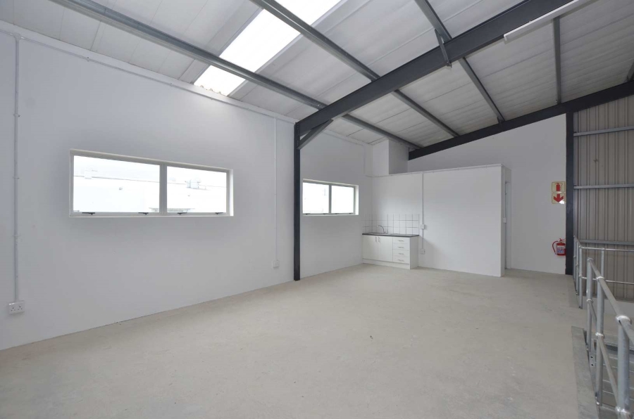 To Let Commercial Property for Rent in Dal Josafat Western Cape